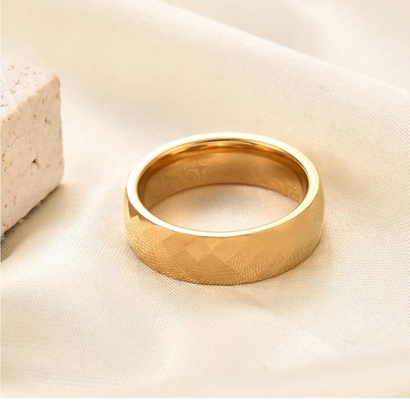 UNISEX - 4mm Tungsten Gold Wedding Band ~ Mens Womens Faceted Bridal Band - Picture 11 of 15